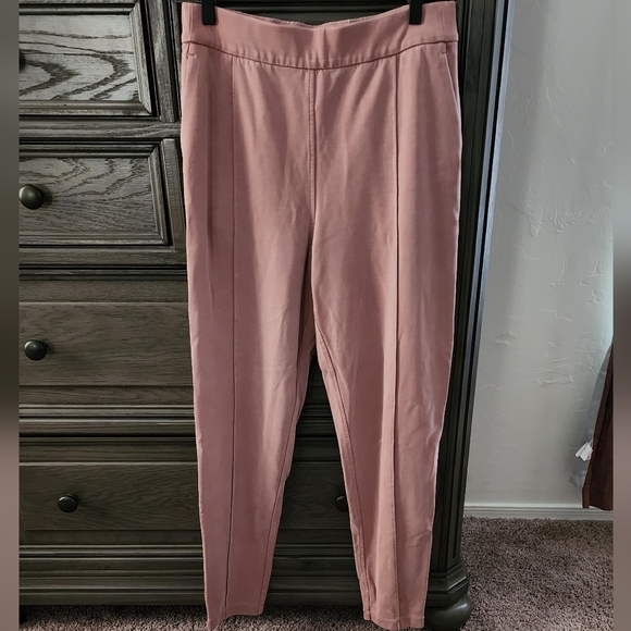 Lululemon Lisse Jogger *the lab - Picture 2 of 14